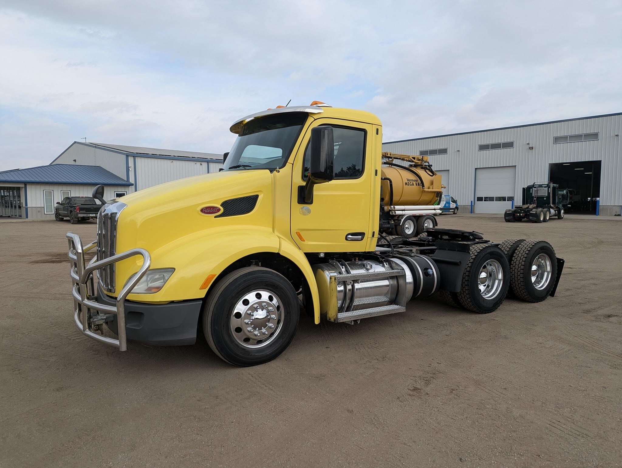 2018 PETERBILT 579 in Sawyer, KS