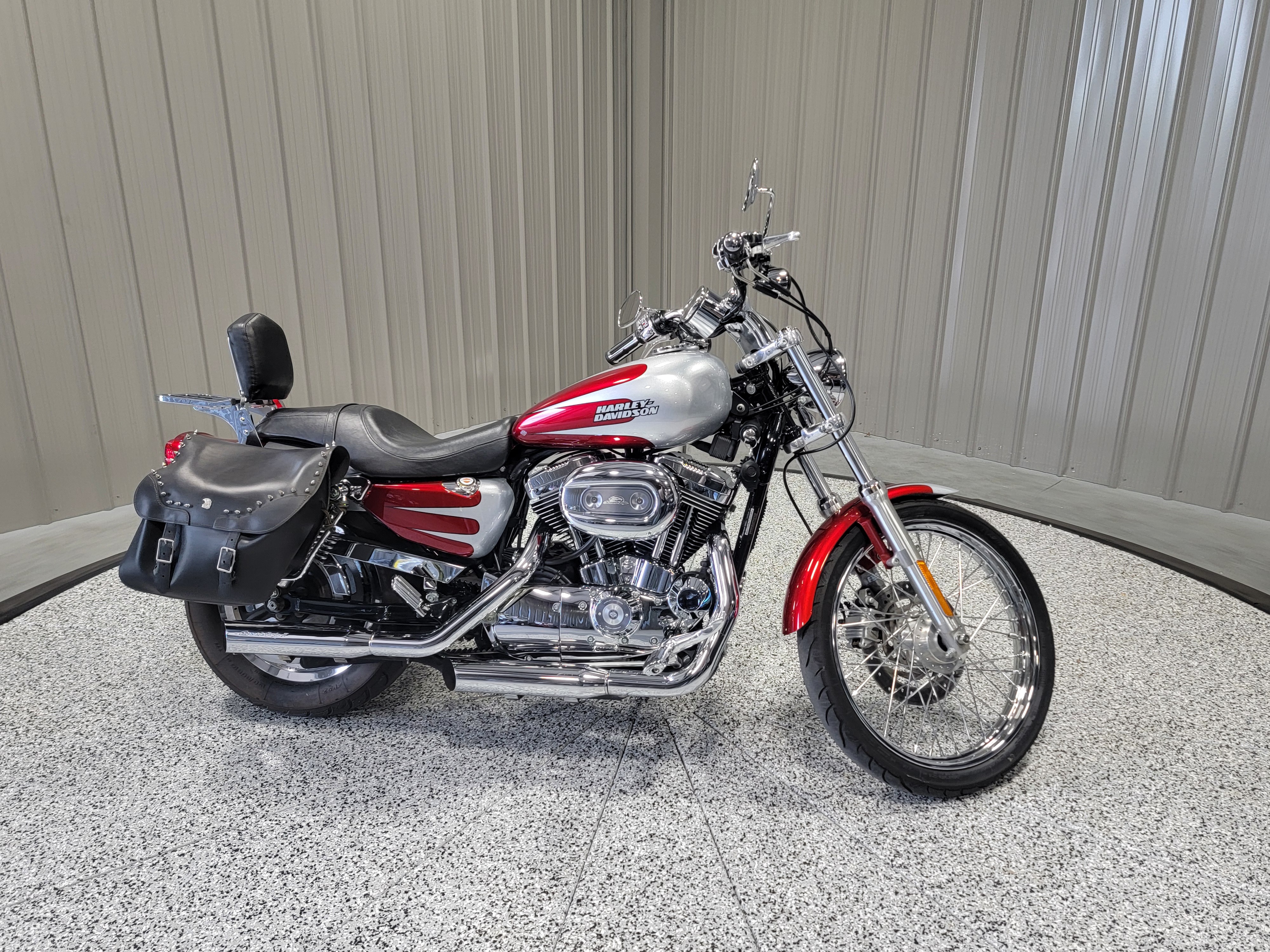 2005 Harley-Davidson SPORTSTER 1200 CUSTOM in Jonestown, PA