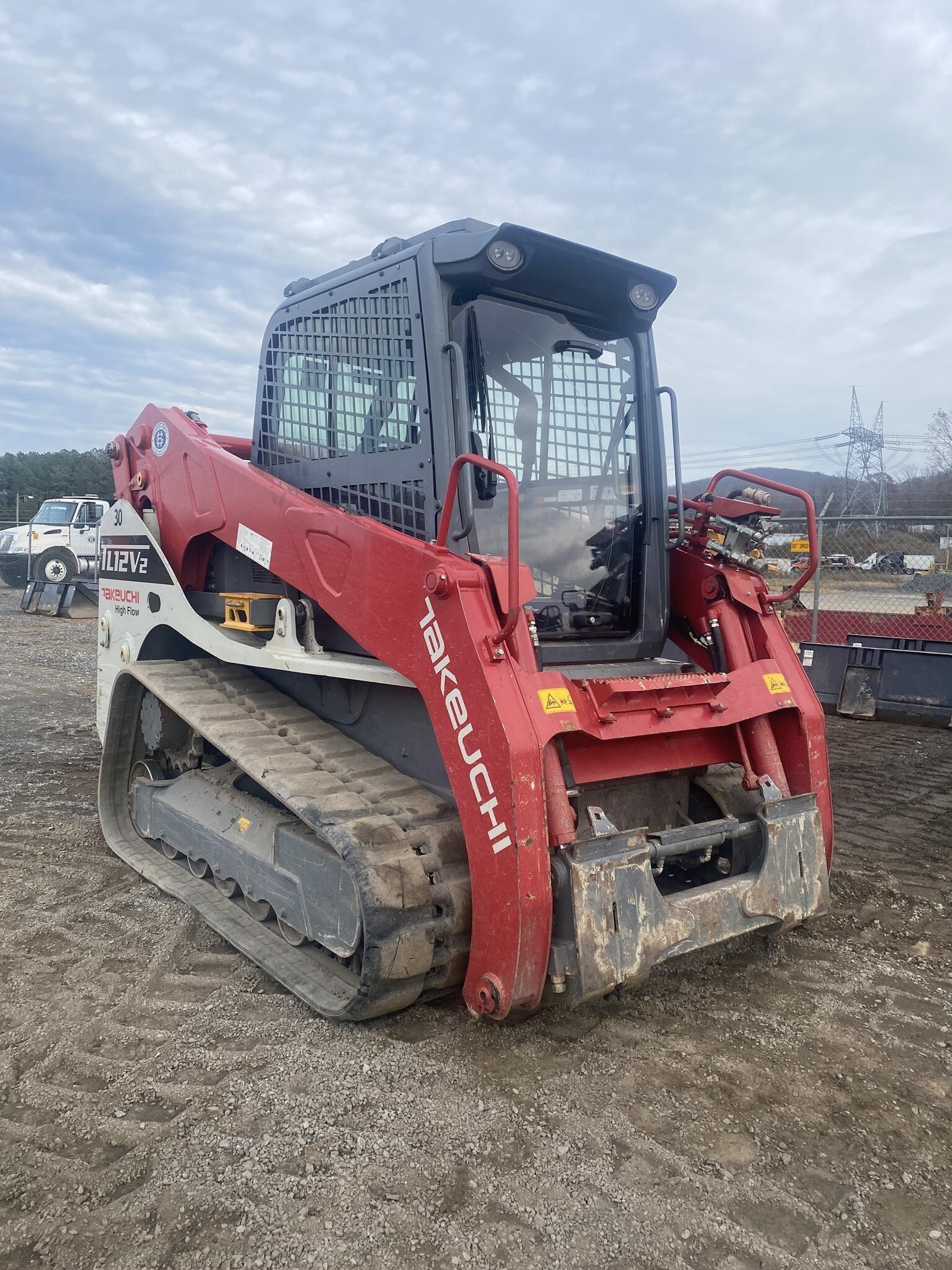 2022 TAKEUCHI TL12V2 in Lynchburg, VA