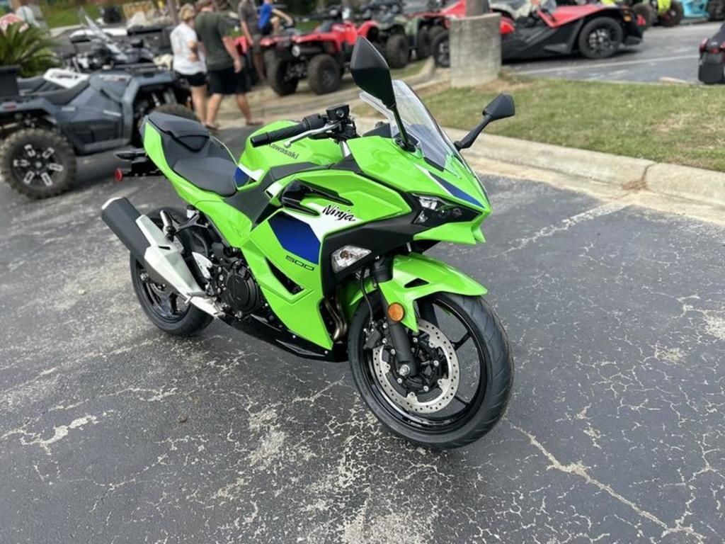 2026 Kawasaki Ninja® 500 BASE in Romney, WV