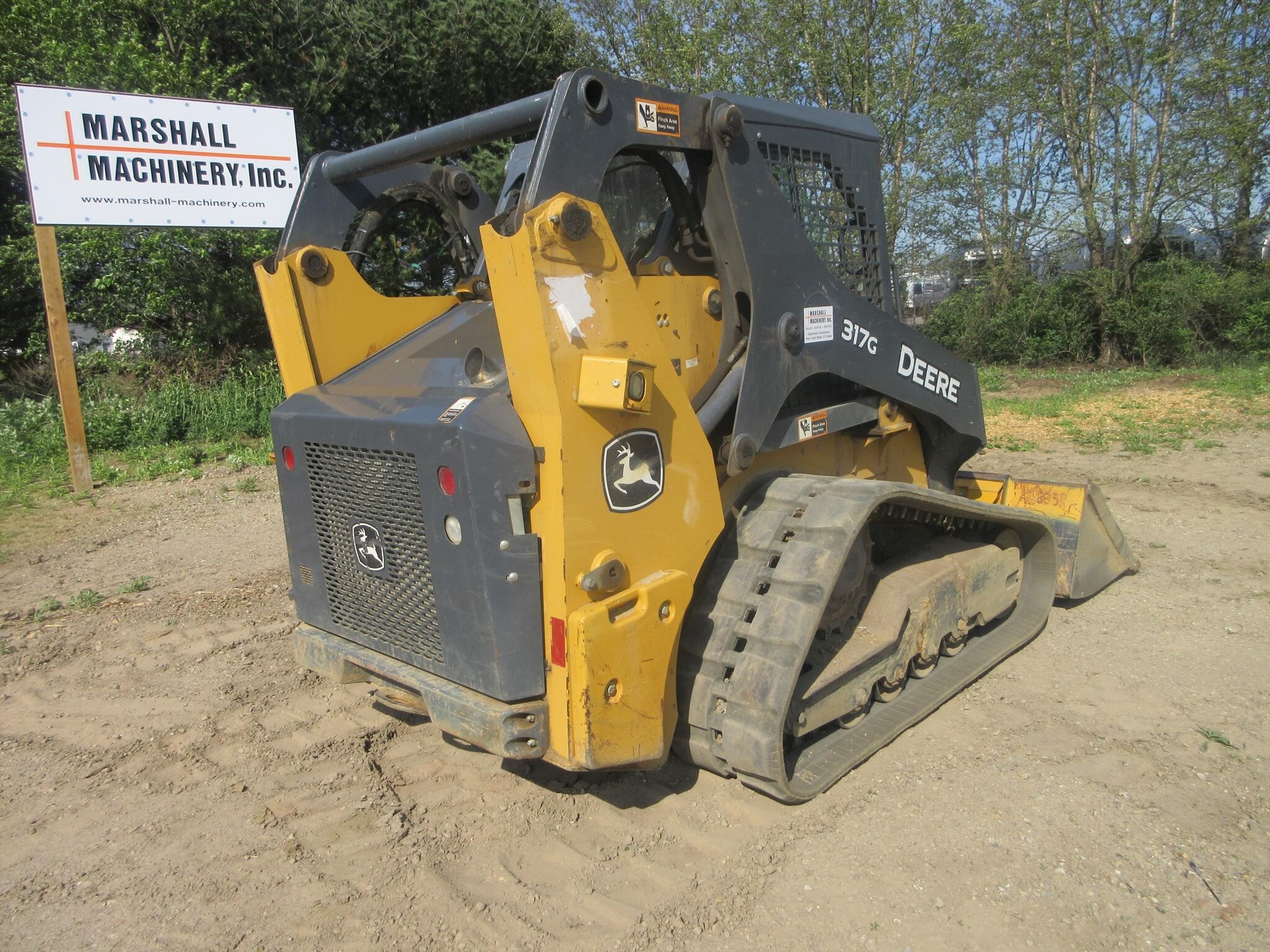 2017 DEERE 317G in Millstone Township, NJ
