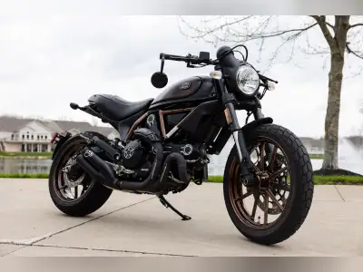 2016 Ducati SCRAMBLER® CAFE RACER