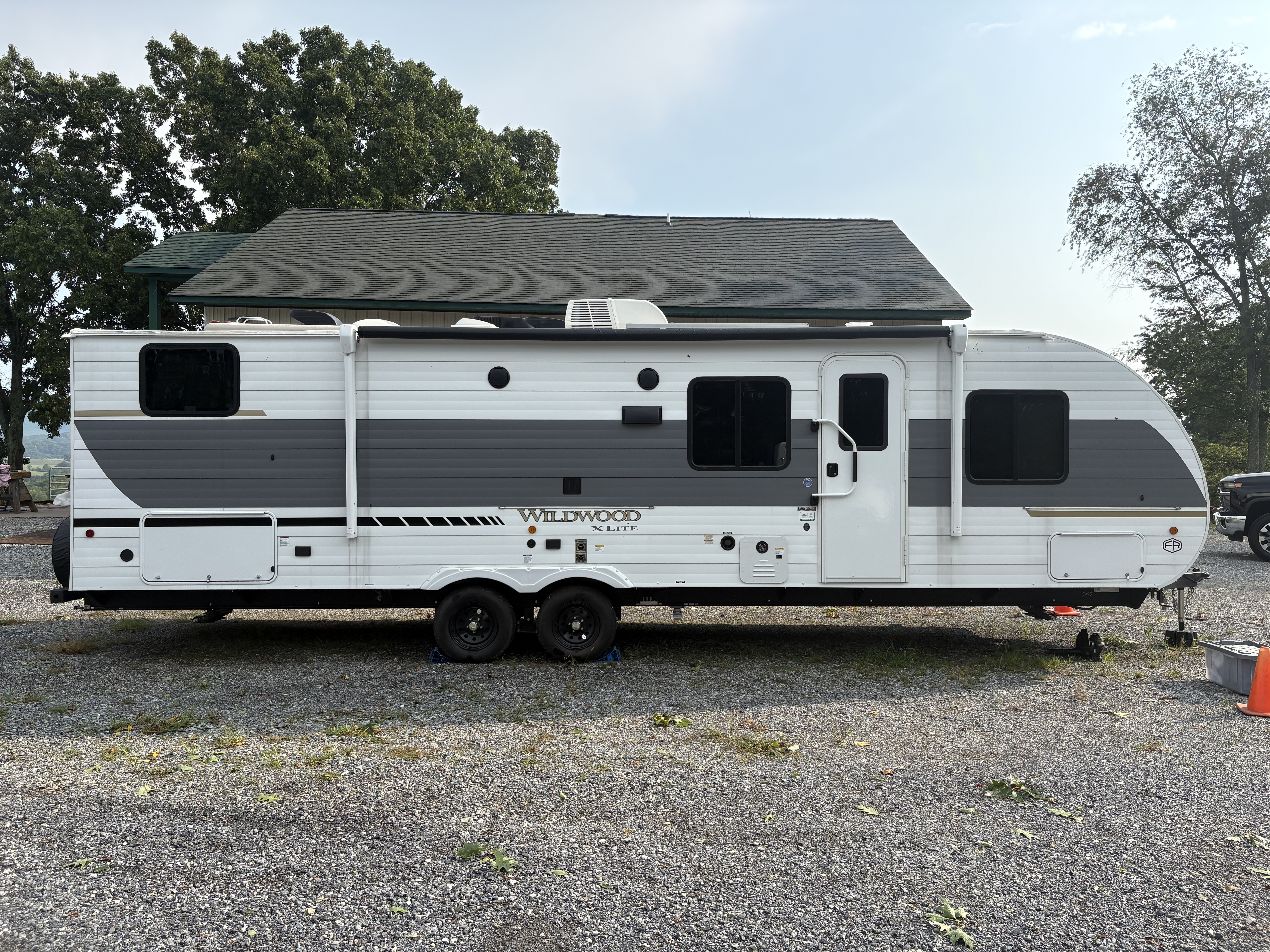 2025 Forest River WILDWOOD X-LITE 273QBXL RV