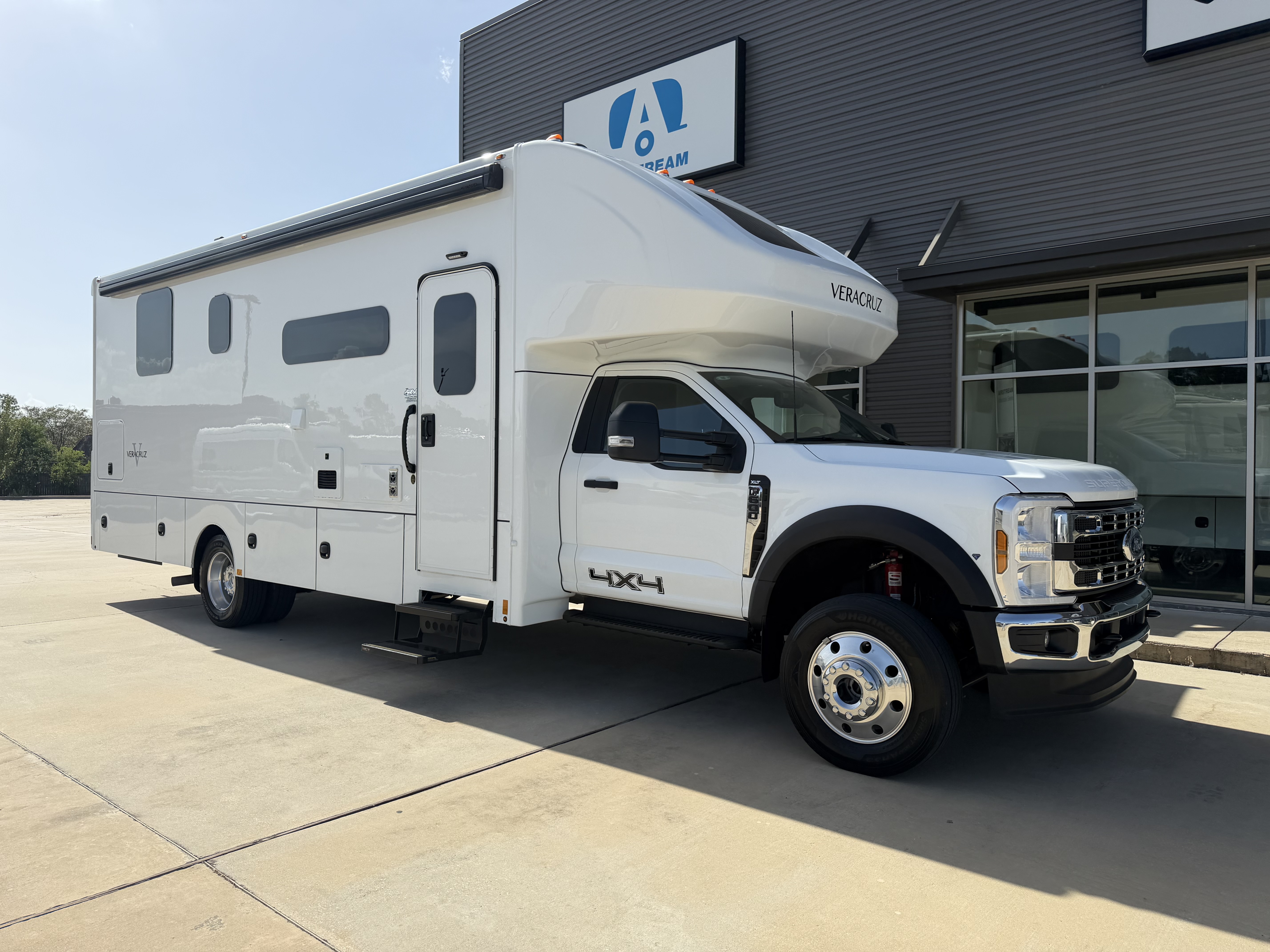 2027 Renegade Veracruz 33VRS RV