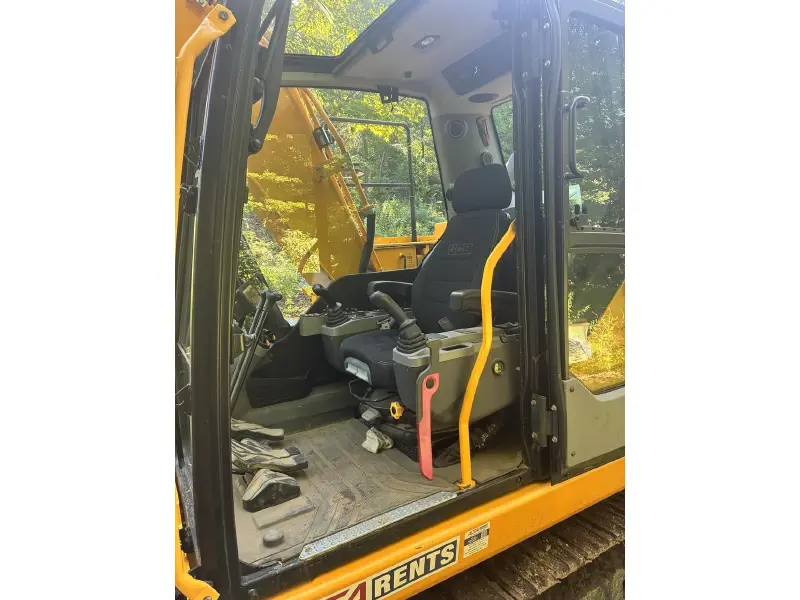 2022 JCB 131X LC