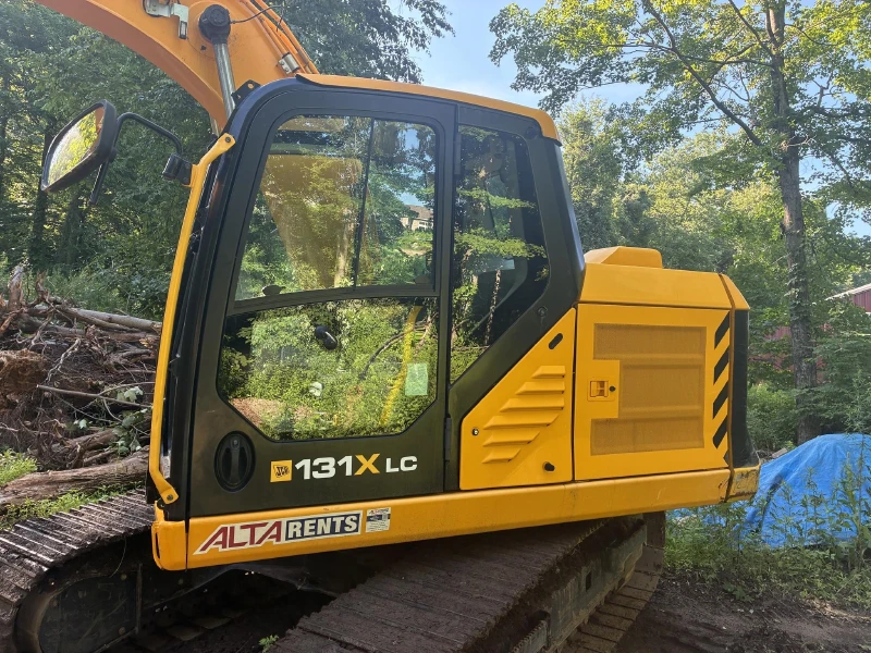 2022 JCB 131X LC