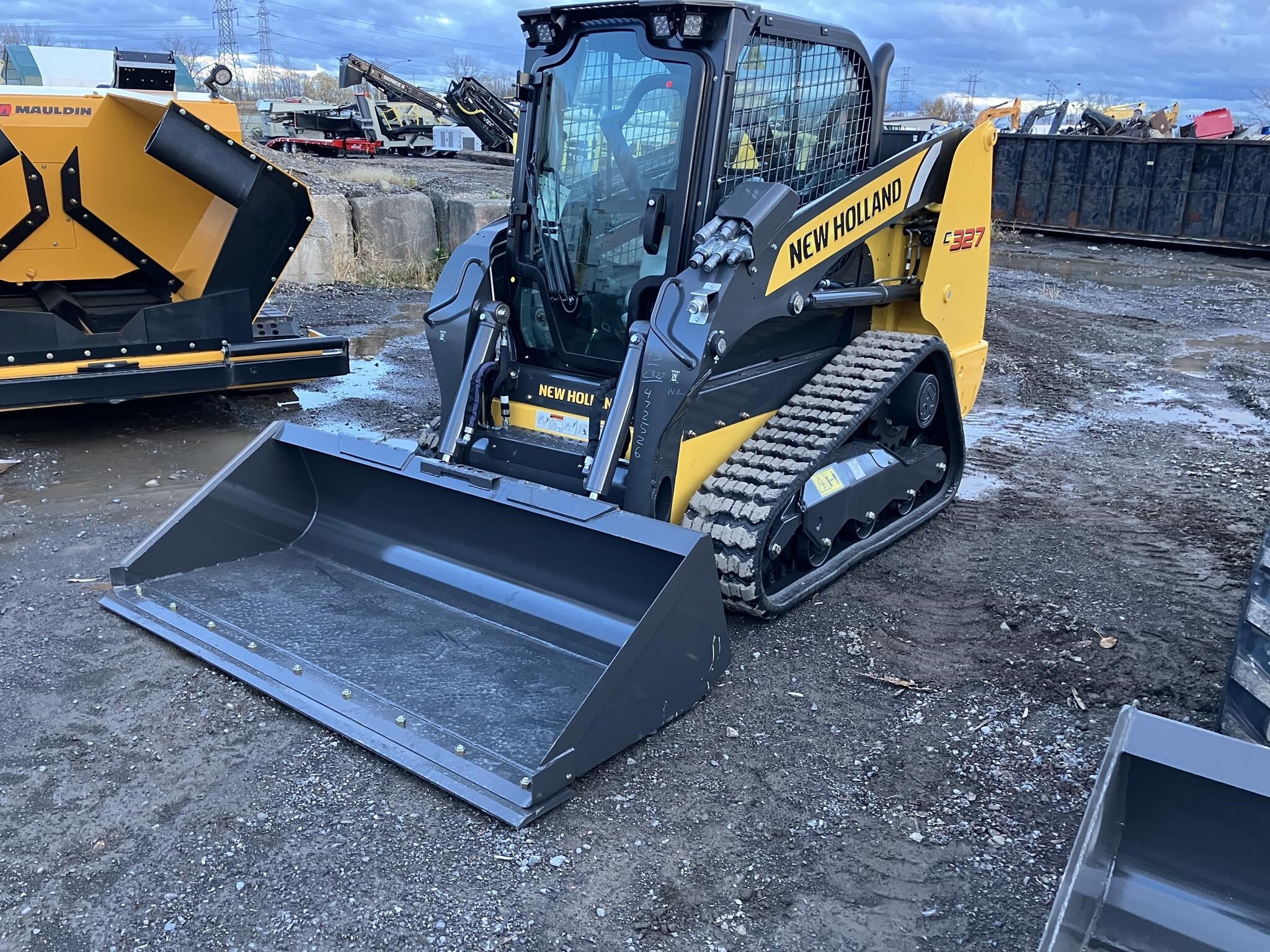 2026 NEW HOLLAND C327 in East Syracuse, NY