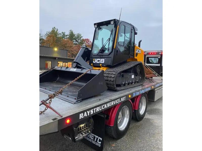 2025 JCB 270T