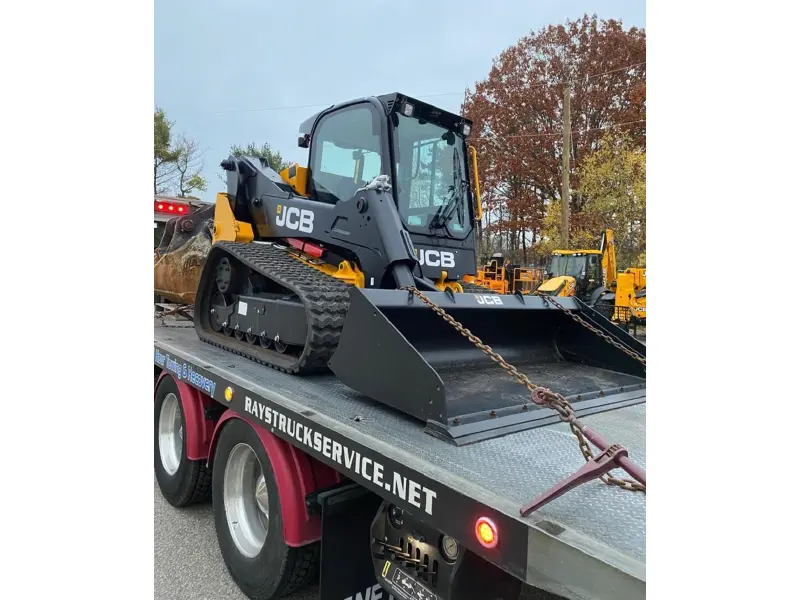 2025 JCB 270T