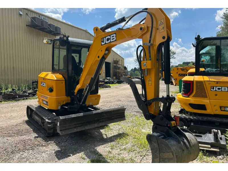 2025 JCB 35Z-1
