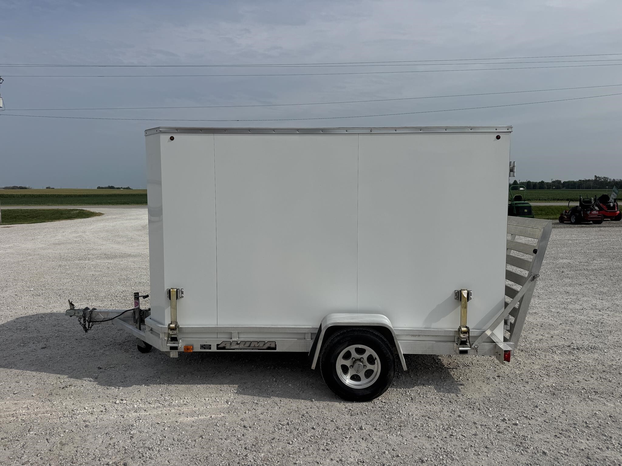 2009 ALUMA 7710H-S-TG in Lu Verne, IA