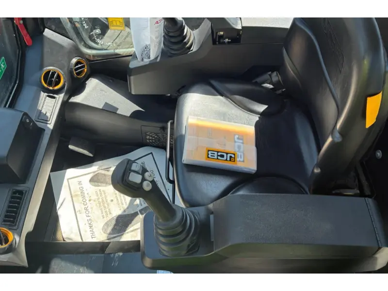 2026 JCB 270T