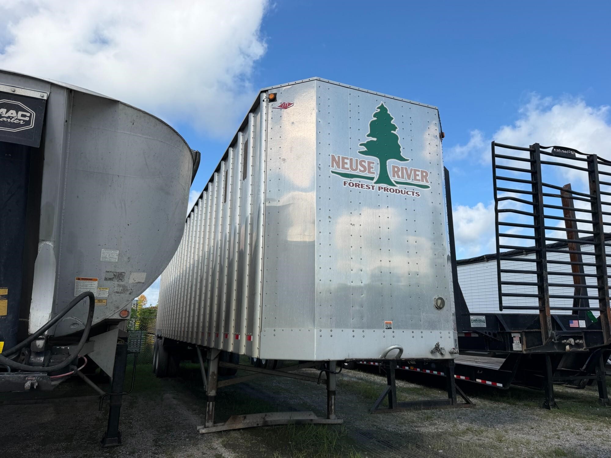 2020 ITI 42' X 96" X 13'6" CLOSED TOP CHIP in Wilmington, NC
