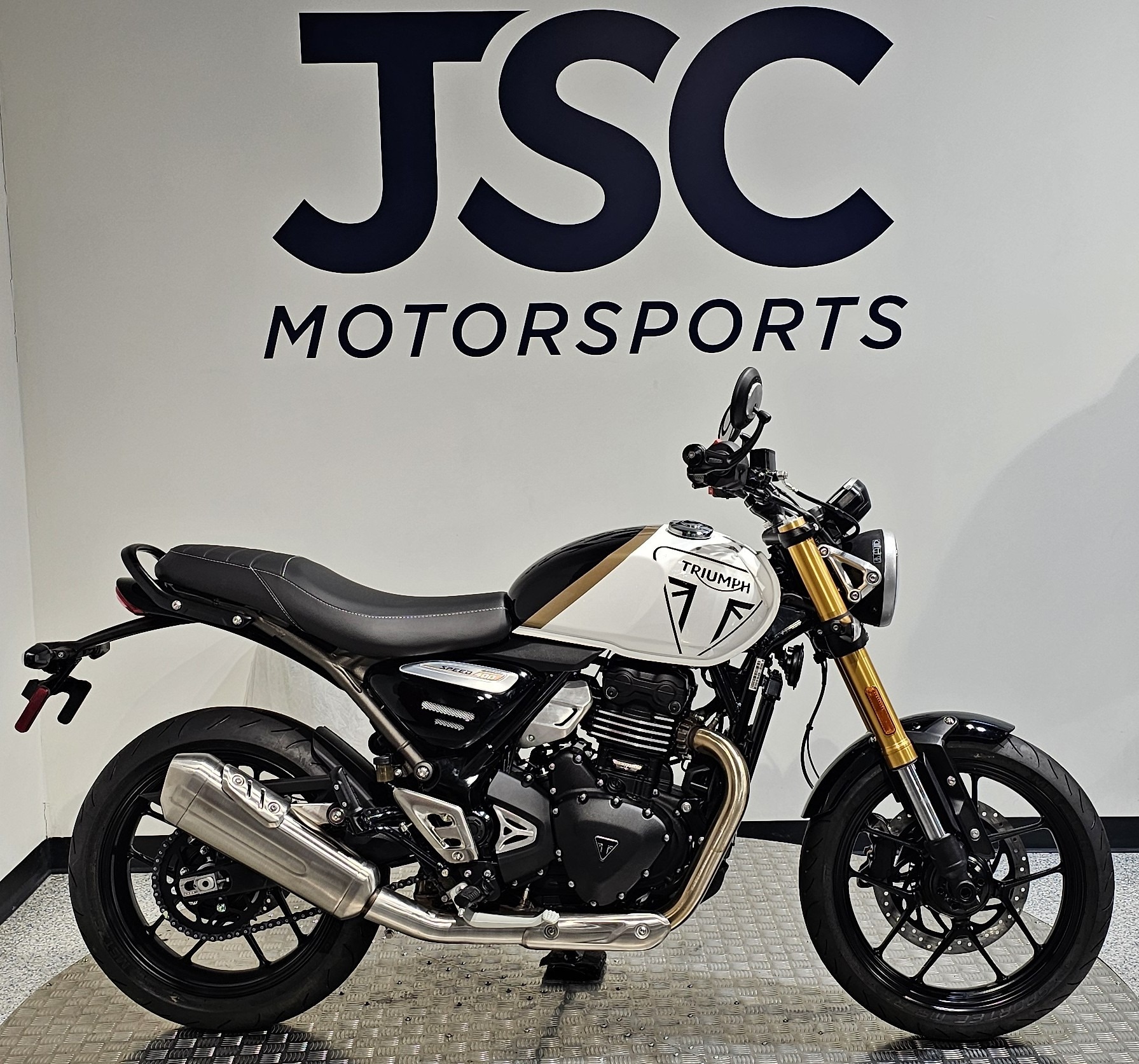 2026 Triumph Speed 400 BASE in Albany, NY