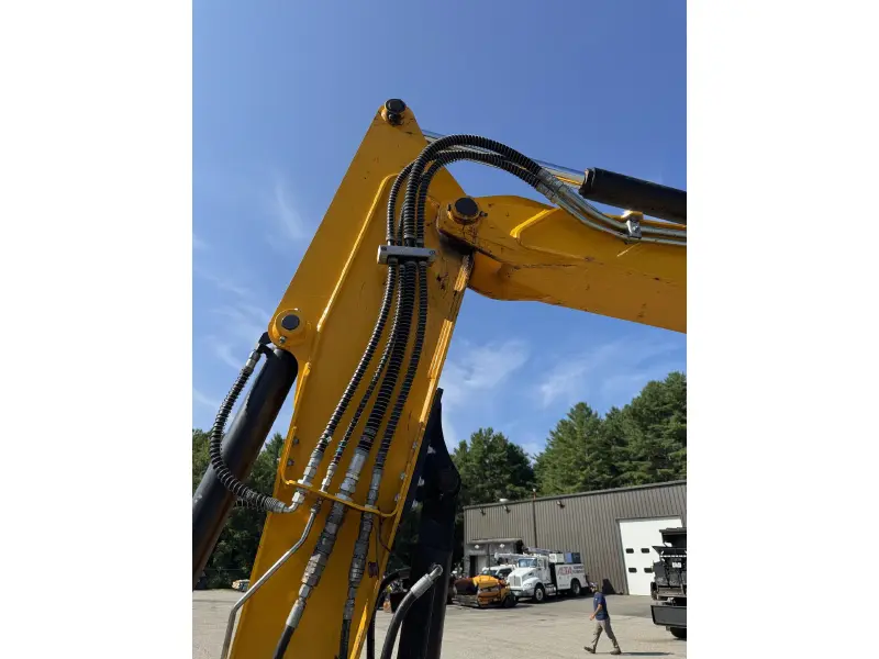 2022 JCB 85Z-2