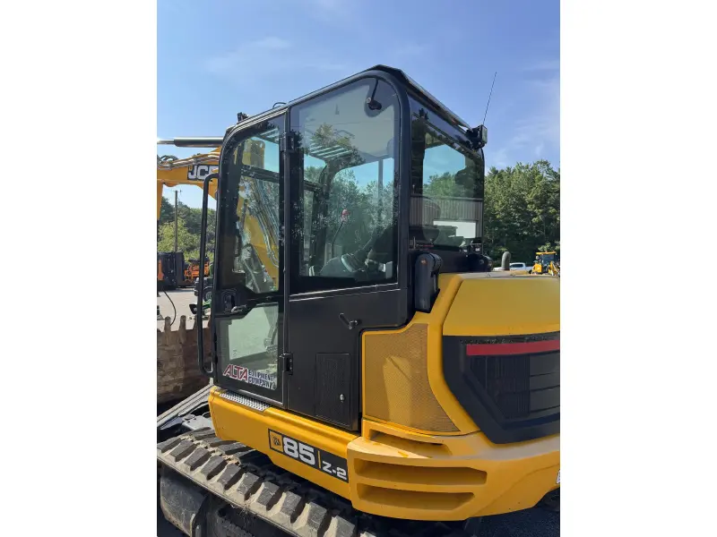 2022 JCB 85Z-2