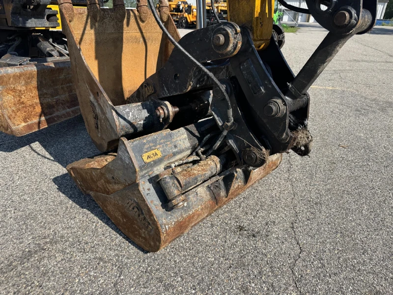 2022 JCB 85Z-2