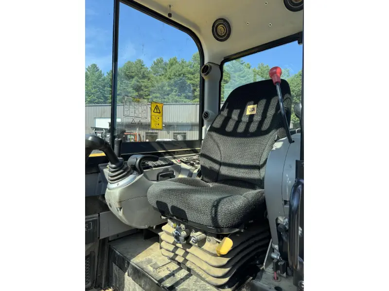 2022 JCB 85Z-2