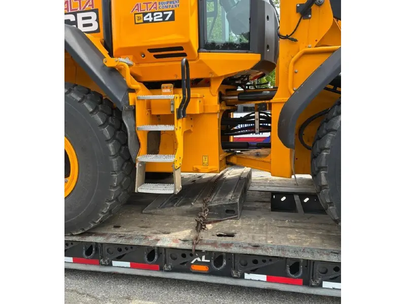 2023 JCB 427ZX
