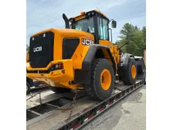 2023 JCB 427ZX