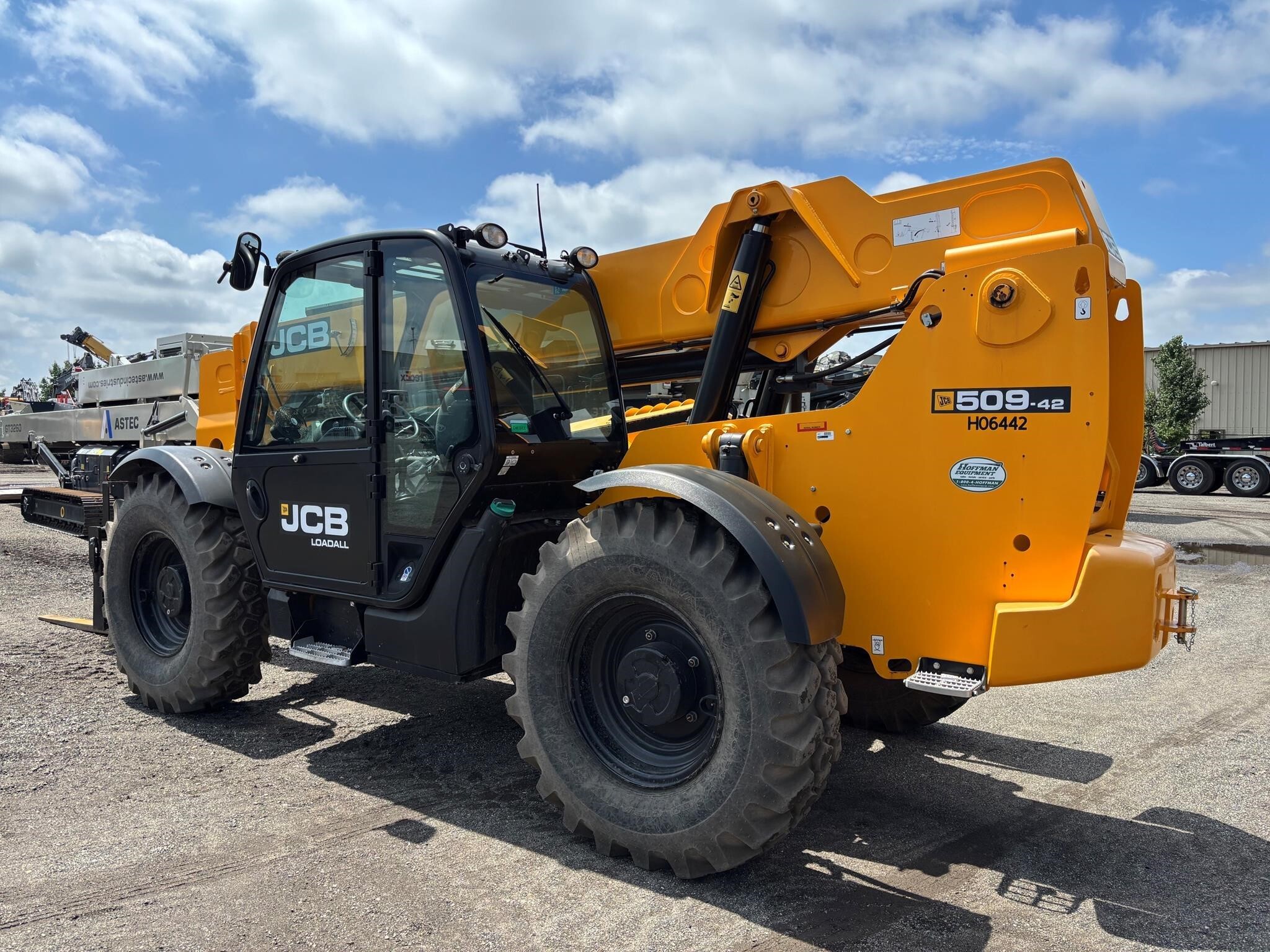 2023 JCB 509-42 in Deptford, NJ