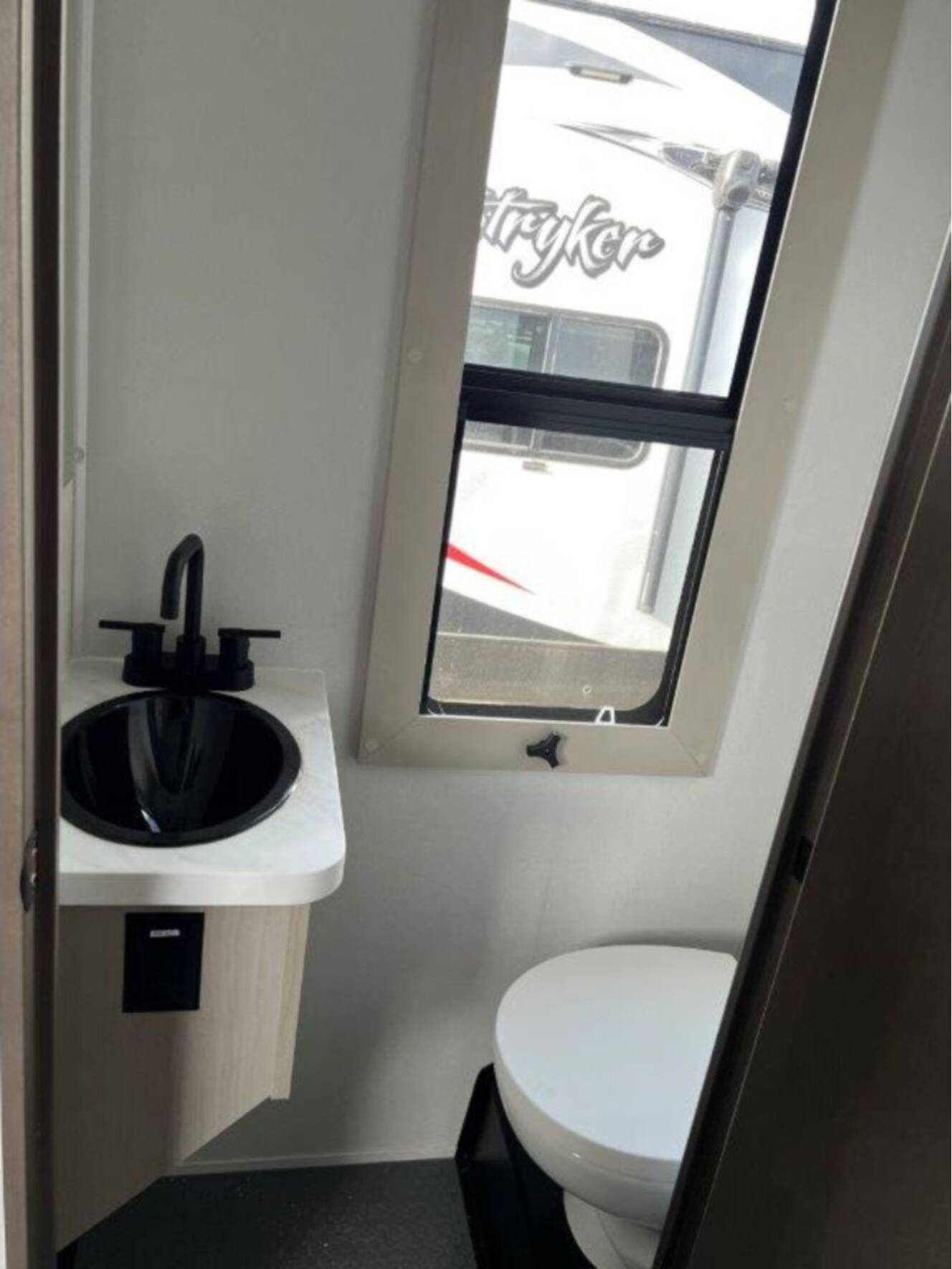 A photo of this 2026 Grand Design Momentum M-Class 414M