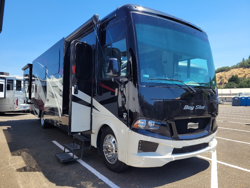 2021 Newmar Bay Star 3626 in klamath falls OR