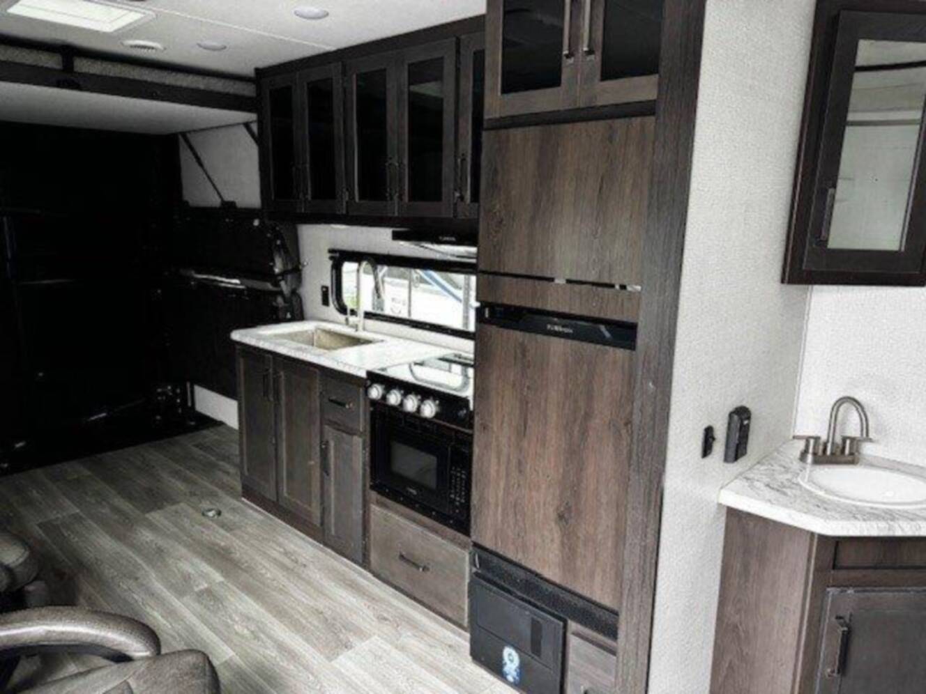 A photo of this 2024 Grand Design Momentum MAV 22MAV