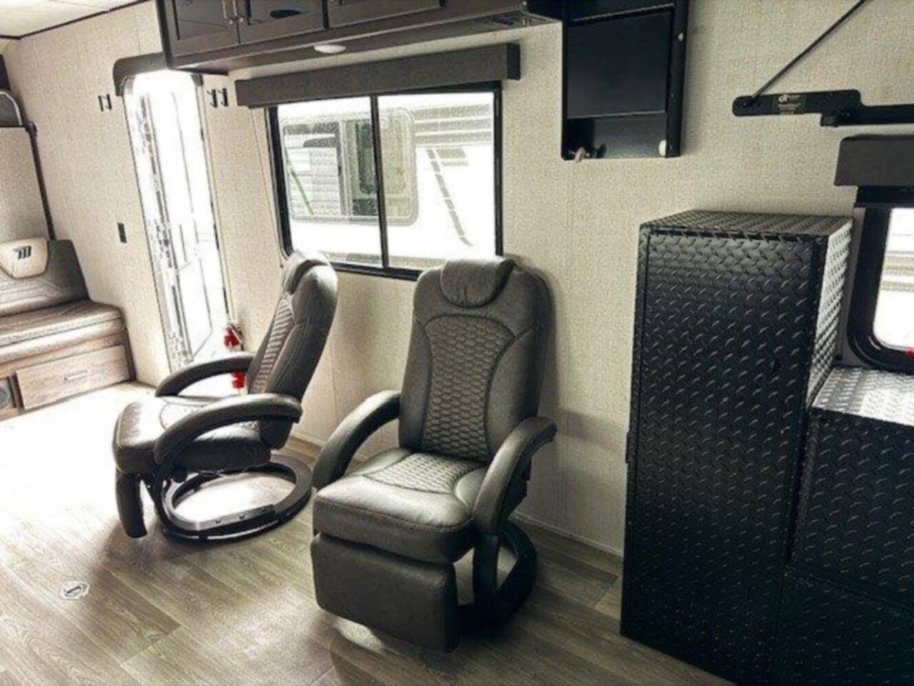 A photo of this 2024 Grand Design Momentum MAV 22MAV