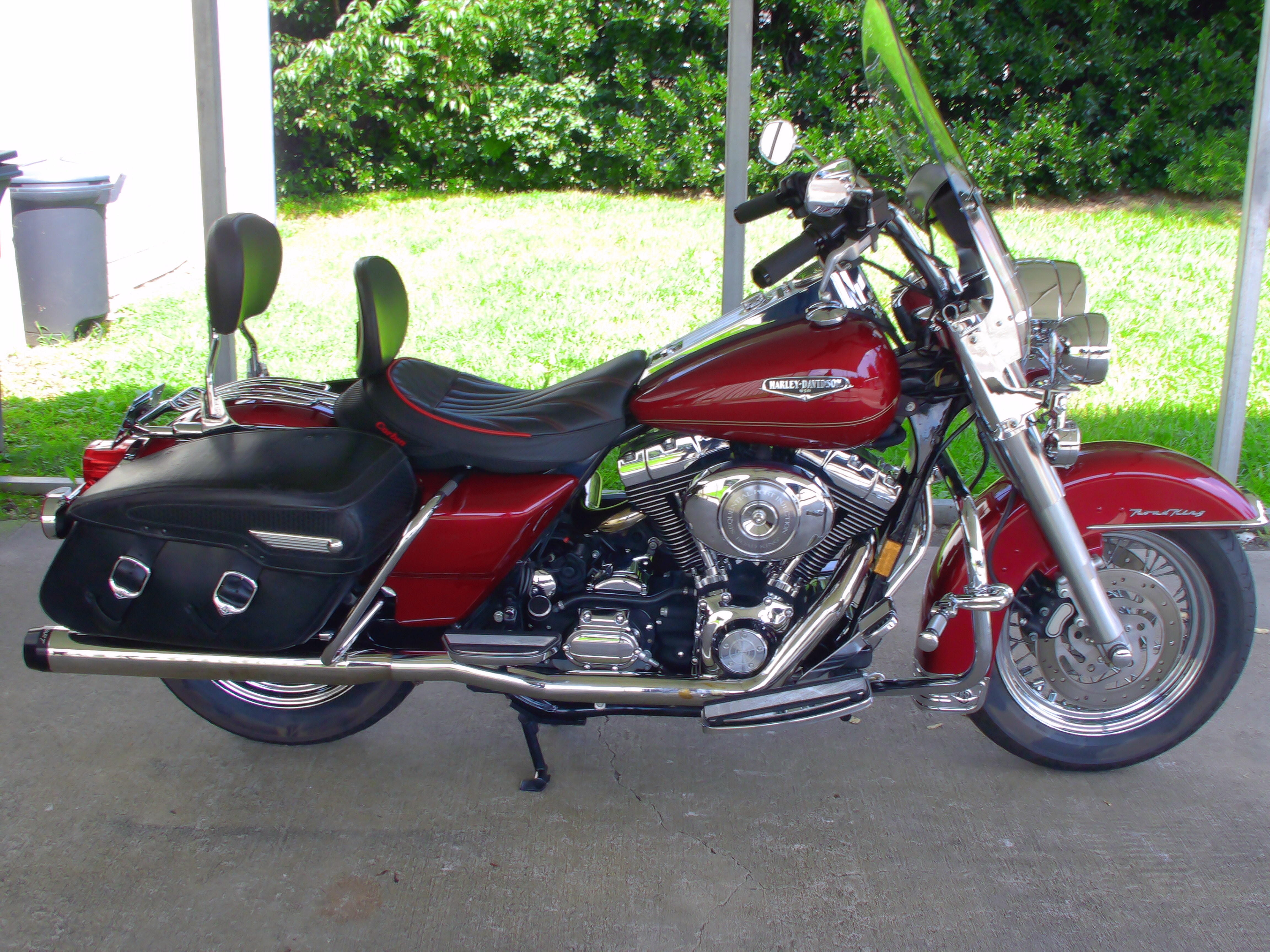 2004 Harley-Davidson ROAD KING CLASSIC CLASSIC in Asheville, NC