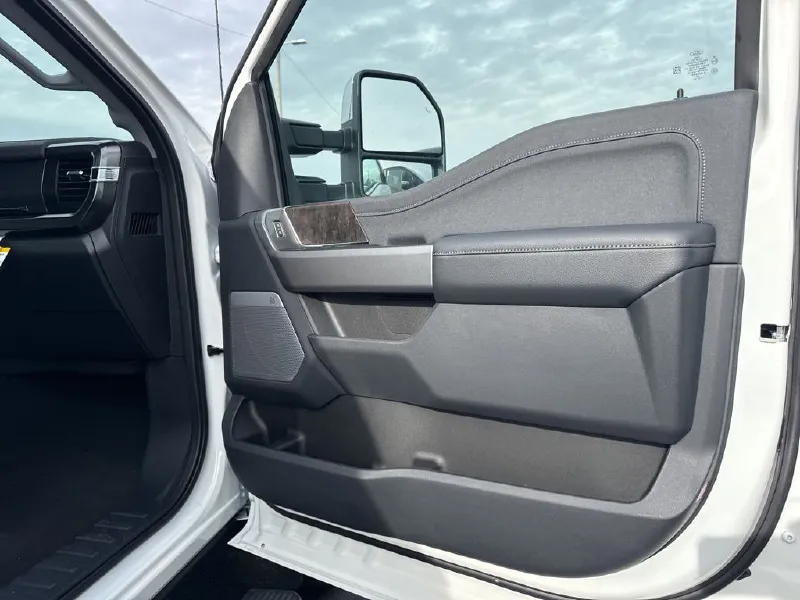2026 FORD F350