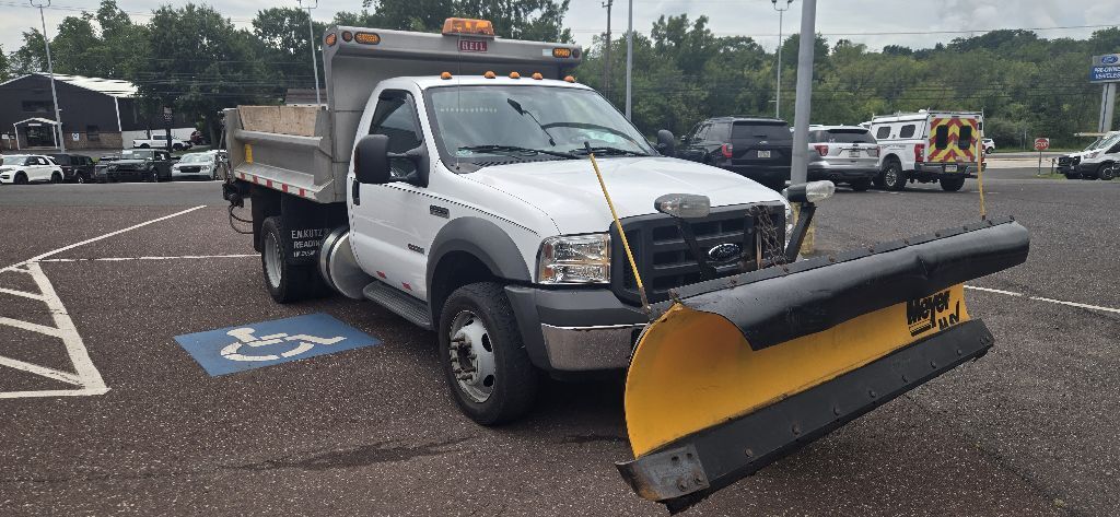 2005 FORD F 550 in Pottstown, PA
