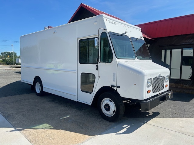 2020 FREIGHTLINER MT45 in Winston Salem, NC