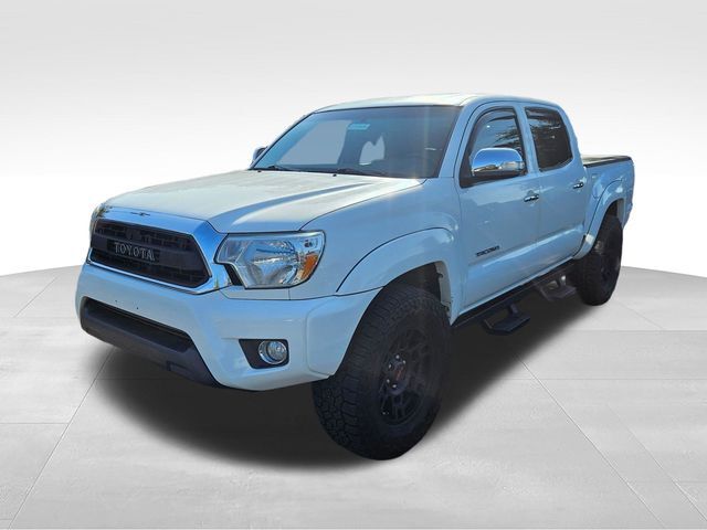 2015 TOYOTA TACOMA in Wilmington, NC
