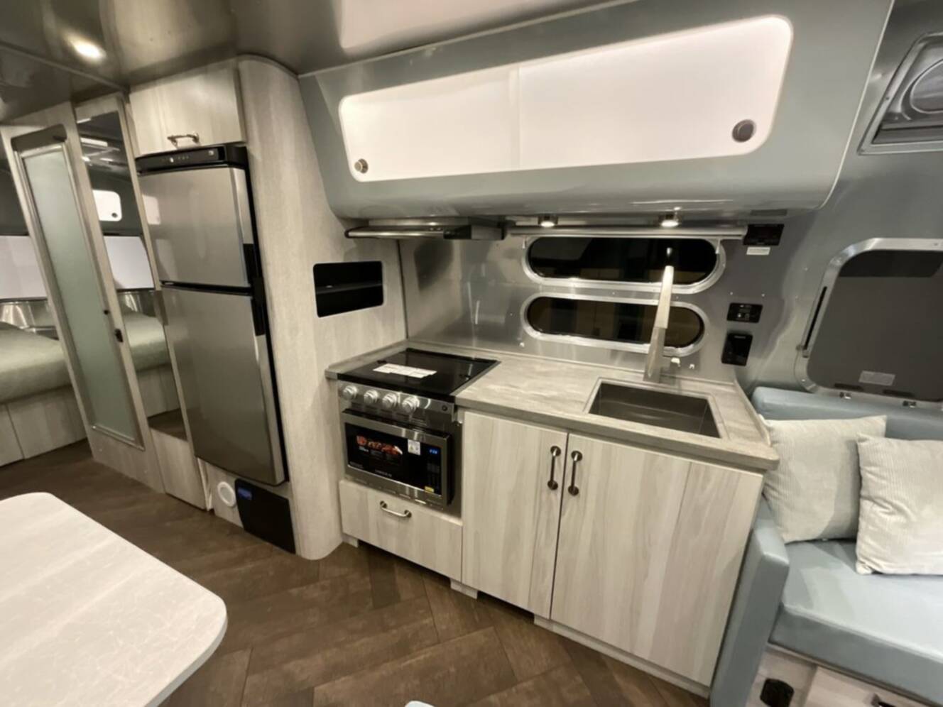 A photo of this 2026 Airstream International 28RB