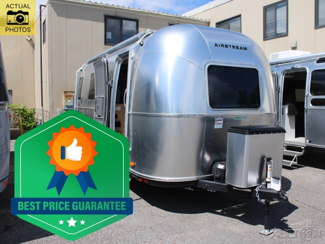 2026 Airstream World Traveler 22RB in south burlington VT