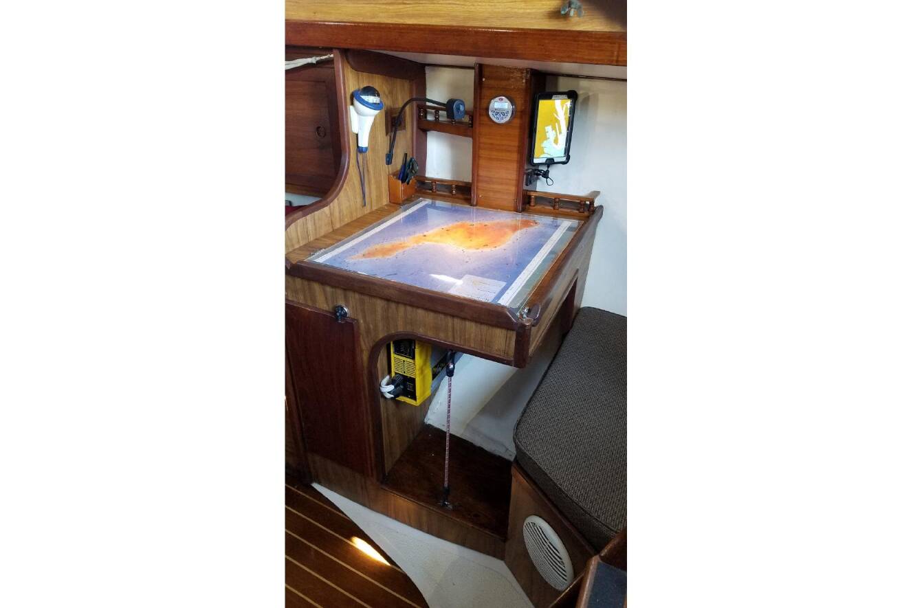 A photo of this 1977 Custom Bodega 30