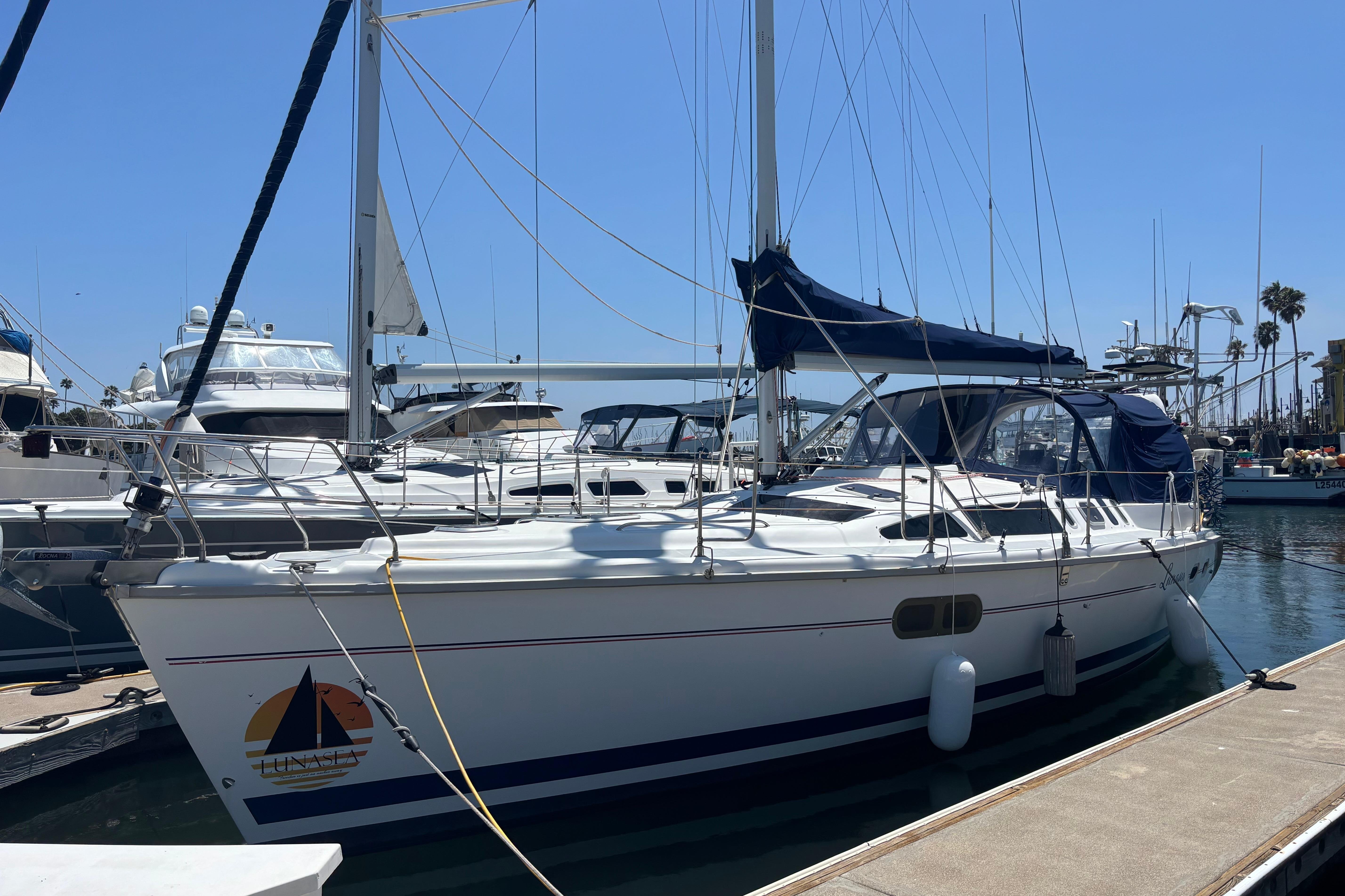 1999 Hunter 410 in oxnard CA