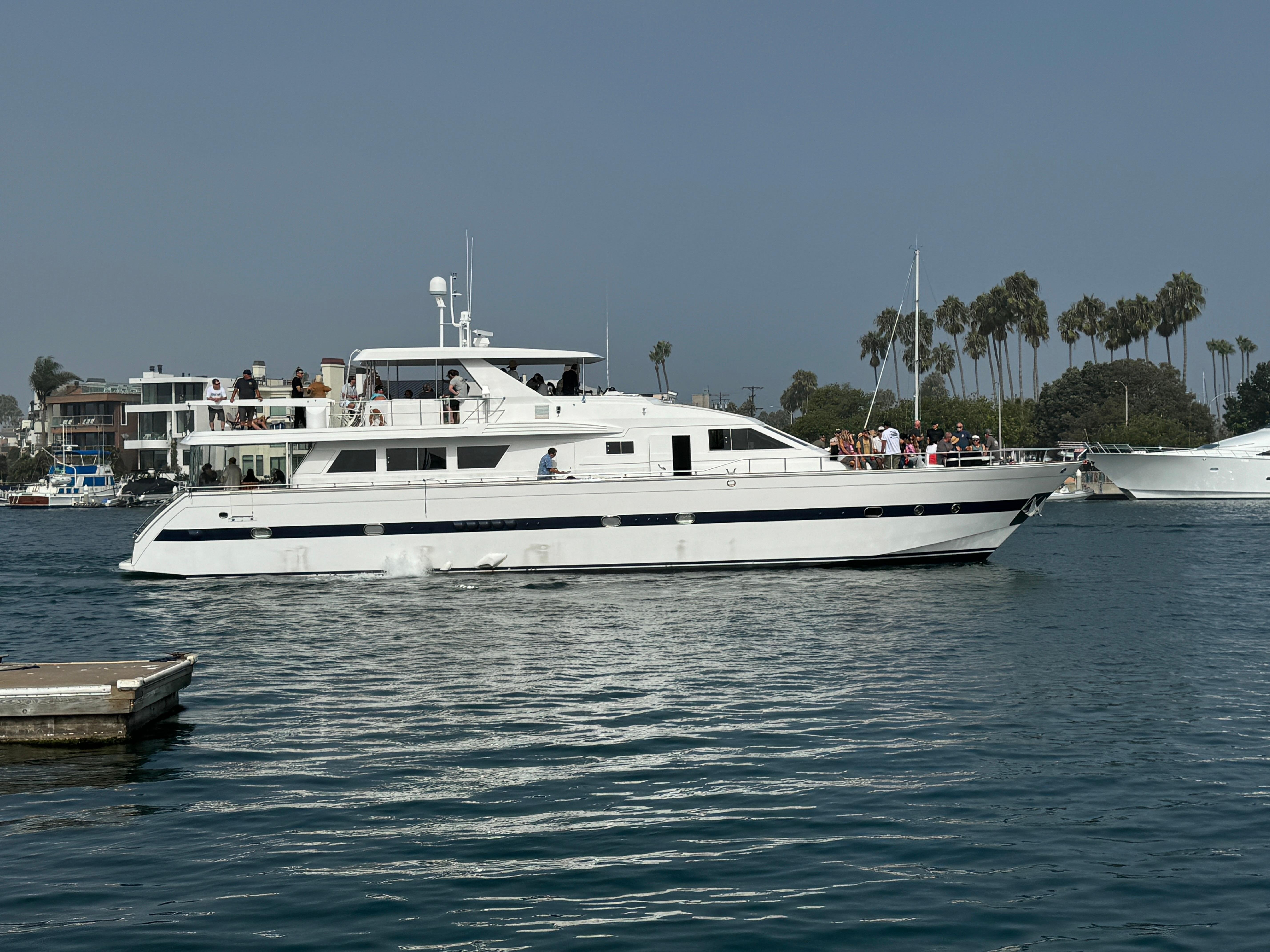 1990 Versilcraft Challenger Motor Yacht in long beach CA
