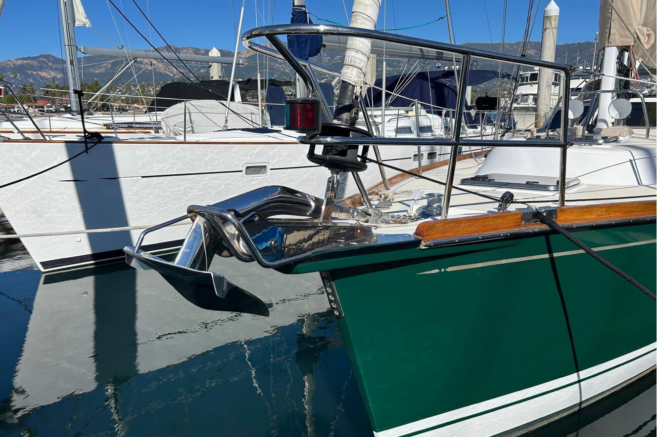 A photo of this 2003 Tartan 4400 LS