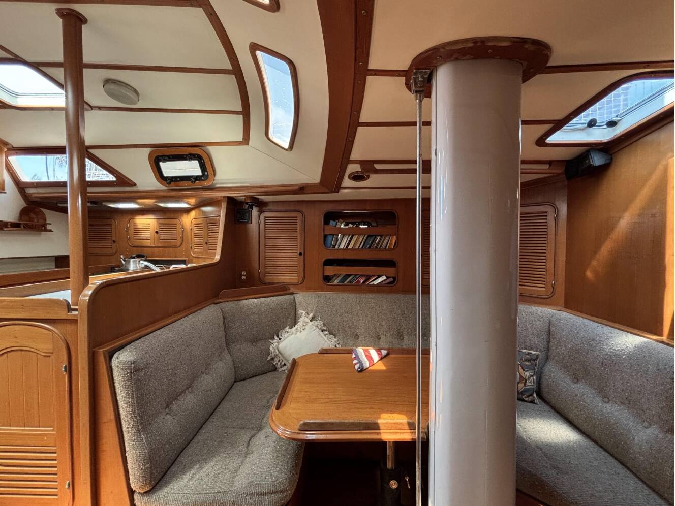 A photo of this 1982 Norseman 447