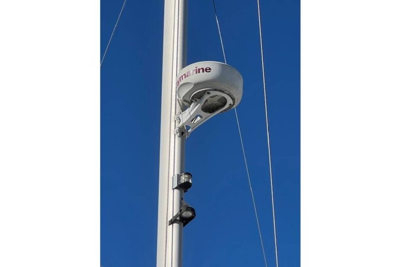 A photo of this 2016 Catalina 385
