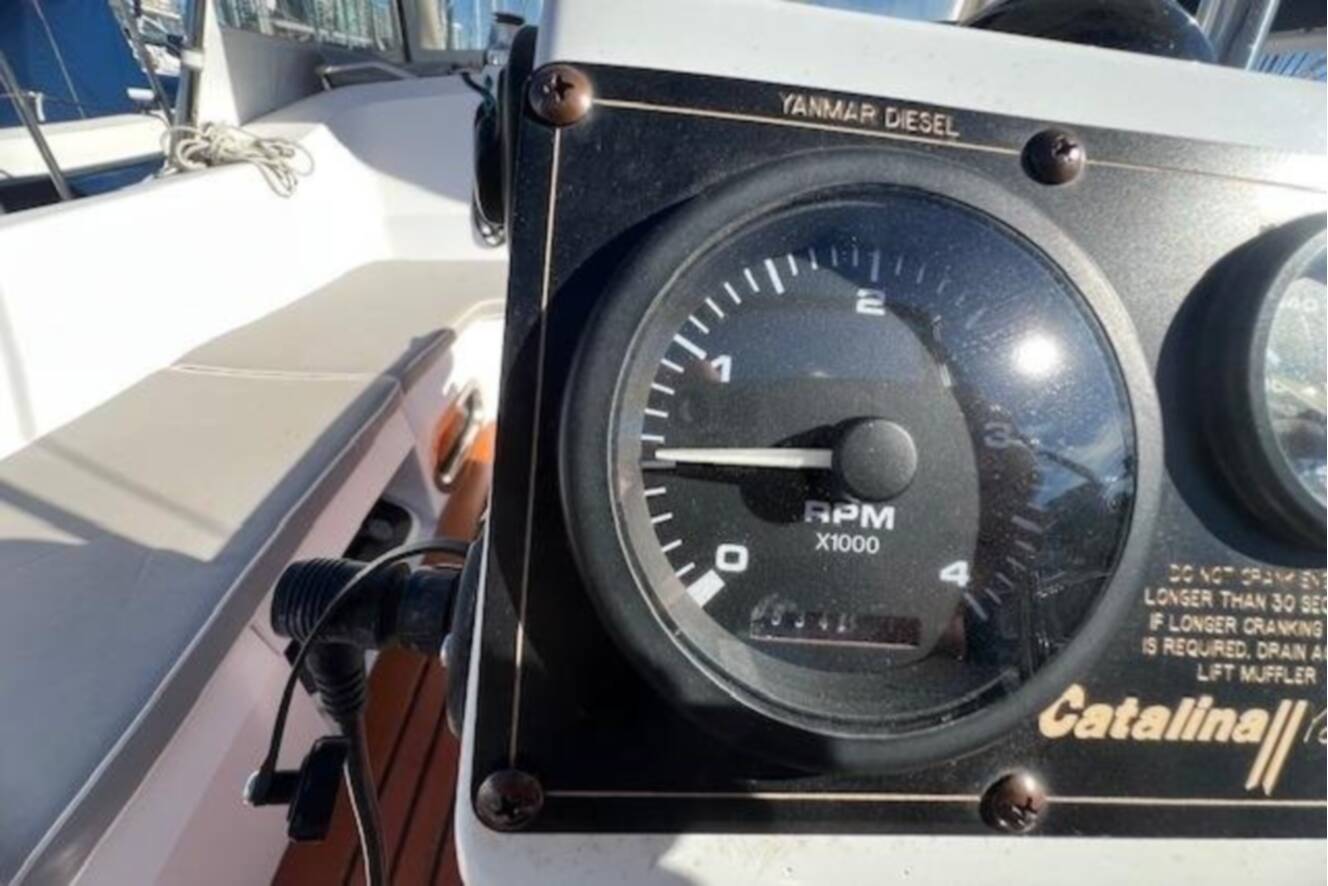 A photo of this 2016 Catalina 385