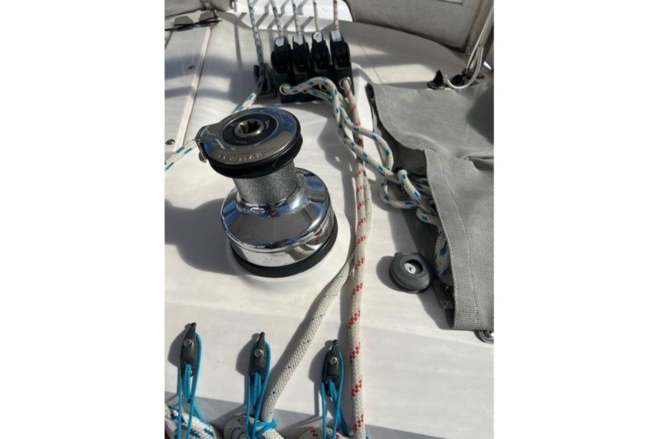 A photo of this 2016 Catalina 385