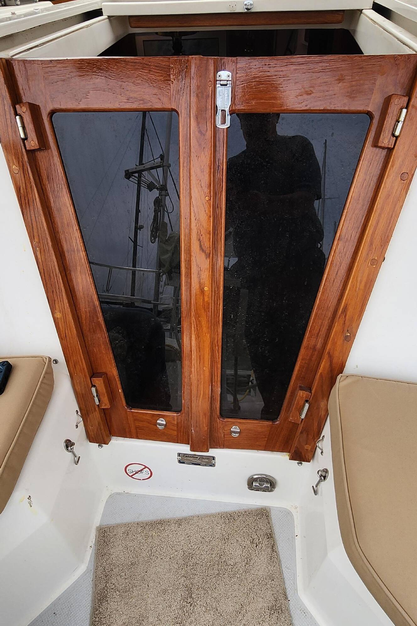 A photo of this 1995 Catalina 42 MkII