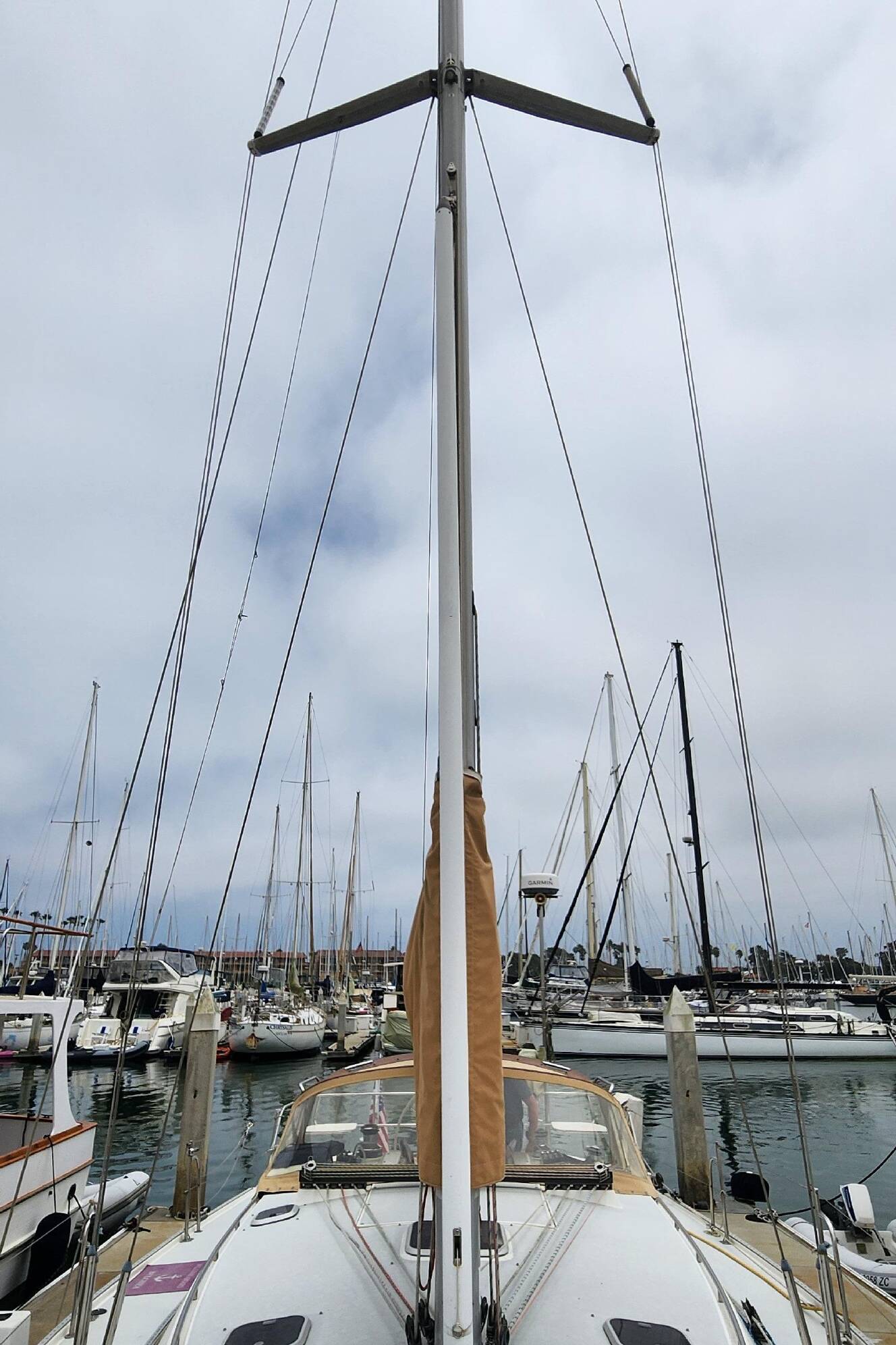 A photo of this 1995 Catalina 42 MkII