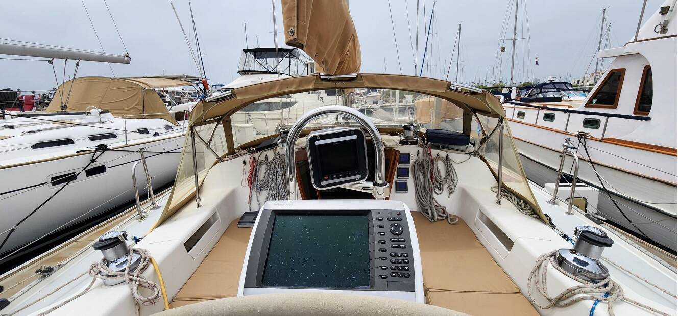 A photo of this 1995 Catalina 42 MkII
