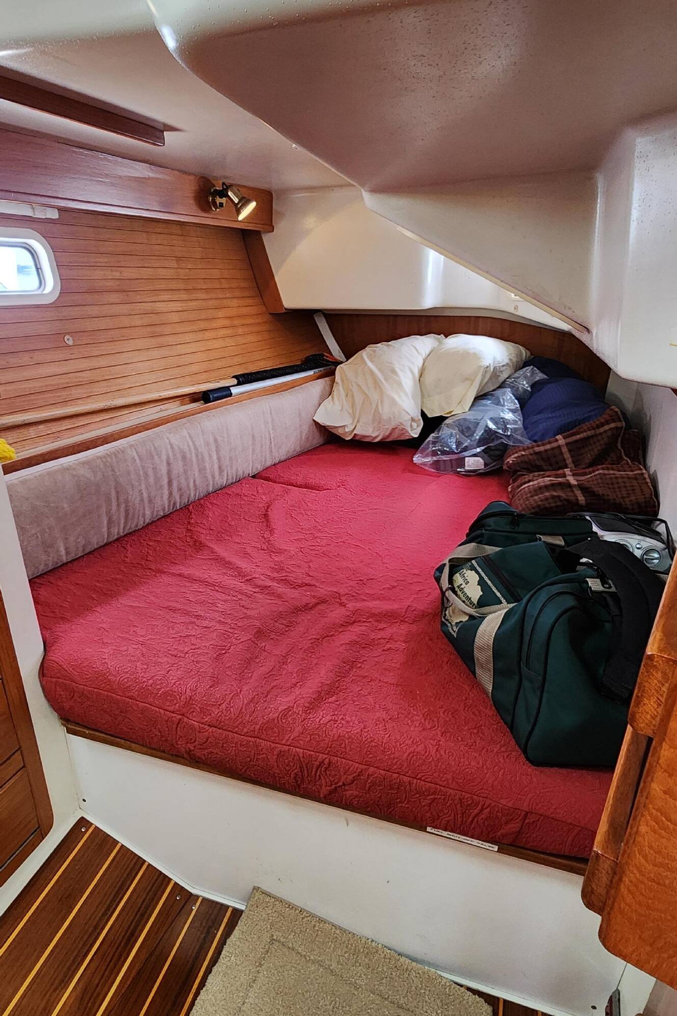 A photo of this 1995 Catalina 42 MkII