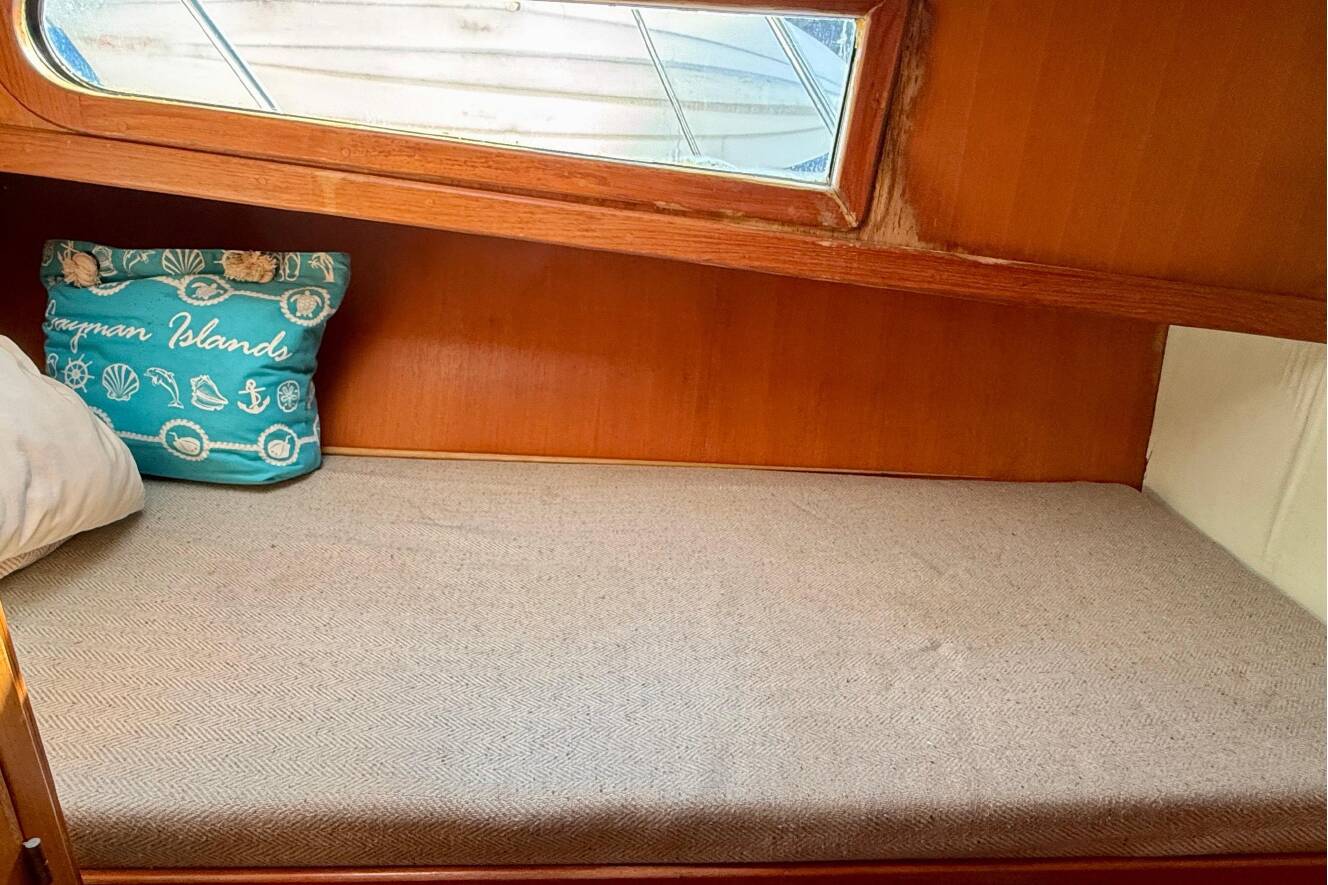 A photo of this 1990 Mikelson 42