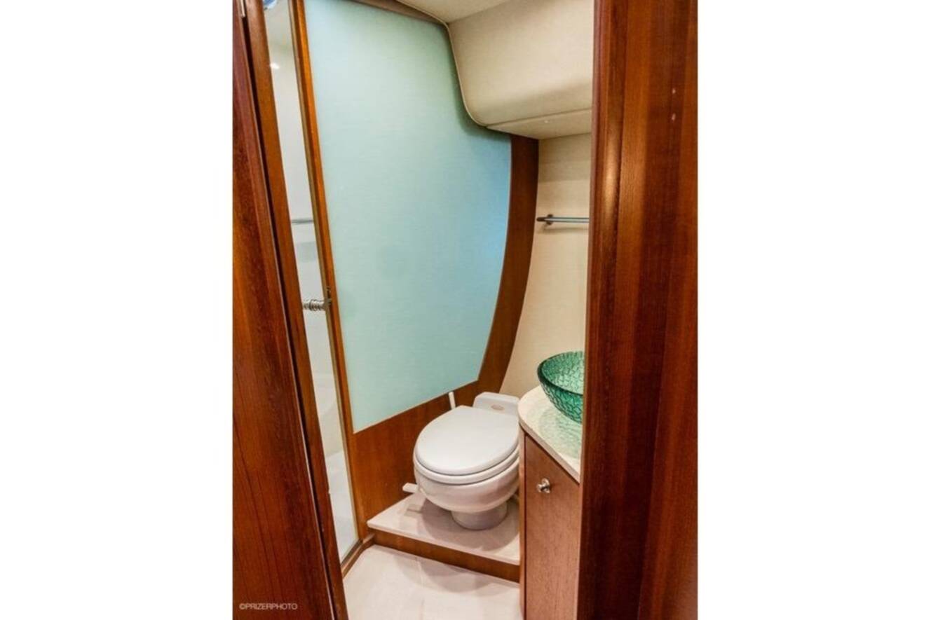 A photo of this 2006 Tiara Yachts 4300 Sovran